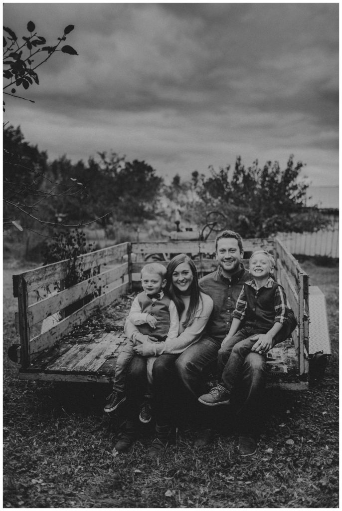 Sun Prairie Wisconsin Family Photography Sesion Jerrys Apples