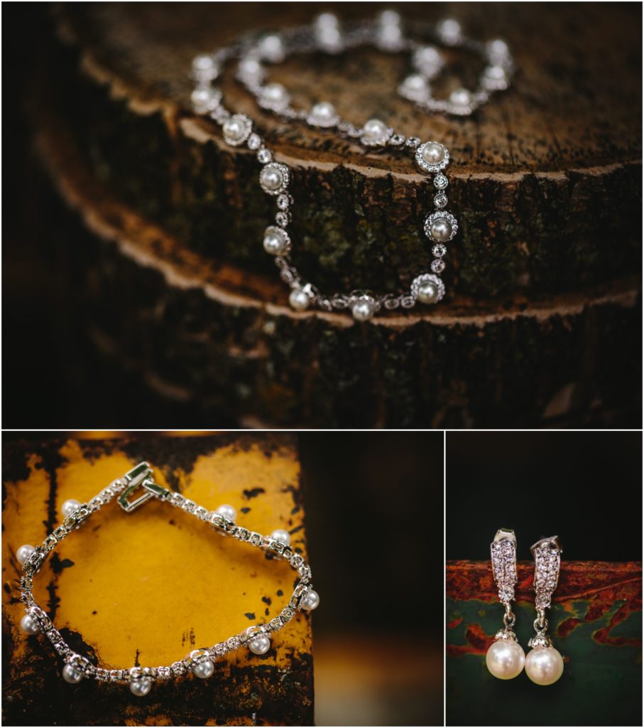 Necklace, bracelet and wedding earrings